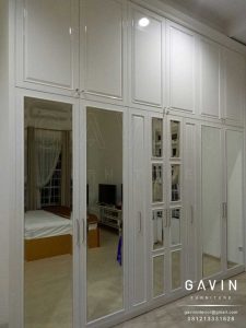 pembuatan finishing duco semi klasik semi glossy lemari pakaian di cijantung Q2784