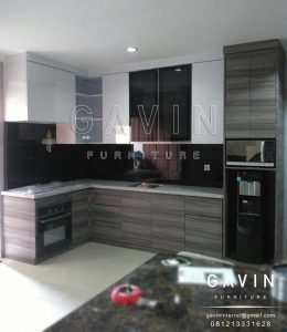 contoh lemari dapur minimalis modern project di menteng Q2254