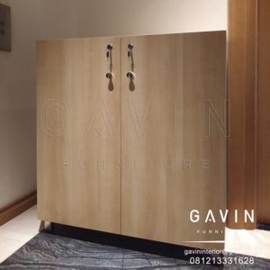 Rak sepatu minimalis finishing HPL project di Jakarta Pusat Q3059