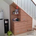 lemari di bawah tangga minimalis