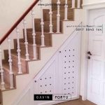lemari bawah tangga design semi klasik