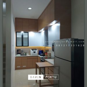 Model Kitchen Set Motif Kayu & Putih Perumahan Taman Nyiur Sunter Agung Tanjung Priok Jakarta Id5051P